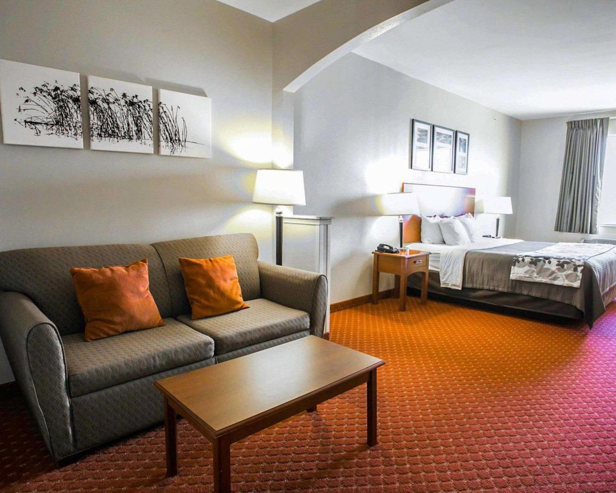 Sleep Inn & Suites Нью Браунфелс Экстерьер фото